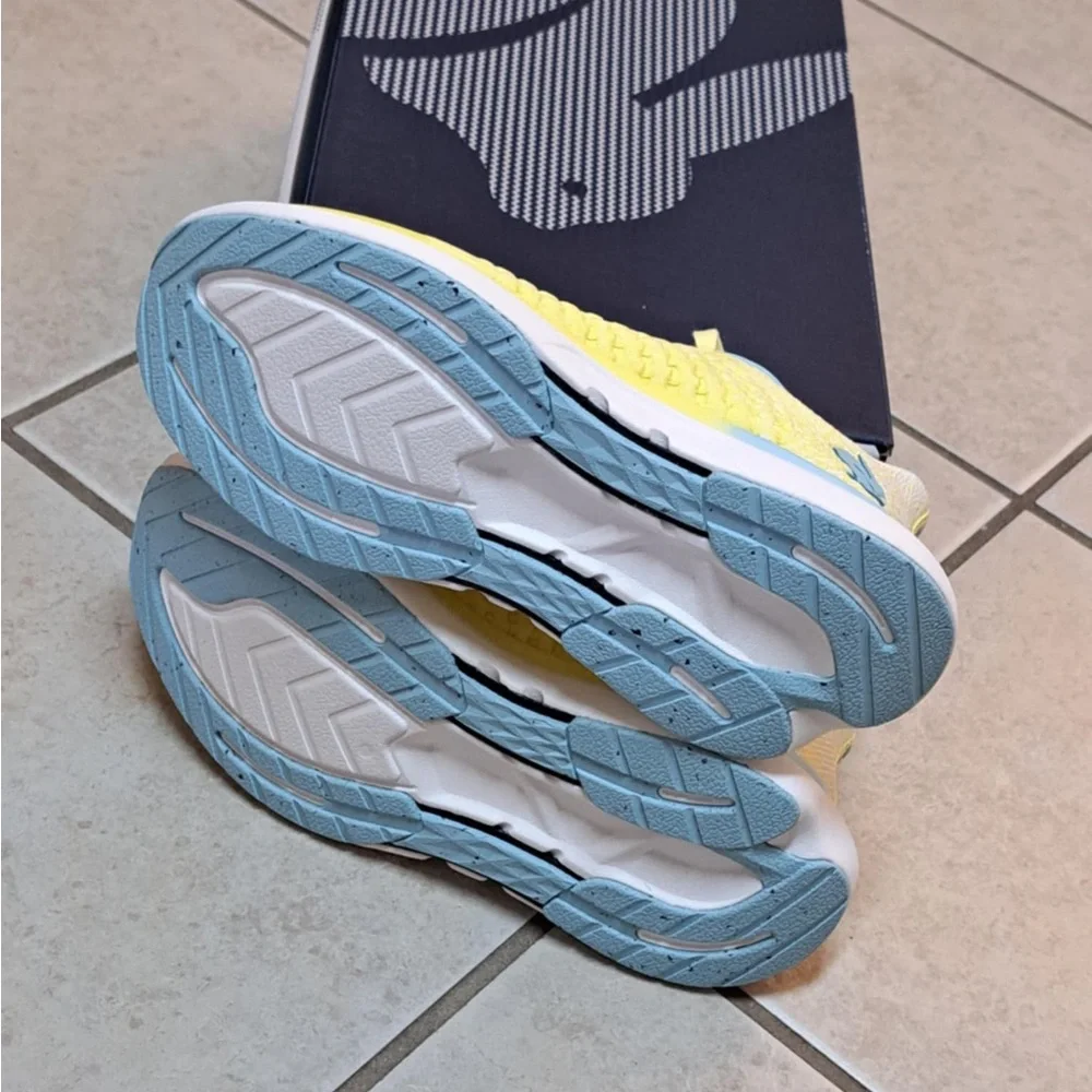 Rabbit "Dream Chaser" running shoes yellow and blue - Wmns sz 8 - Picture 9 of 11